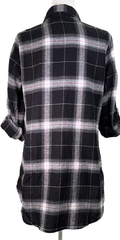 products/RPBLACKPLAIDLNGSHIRTBCK.png